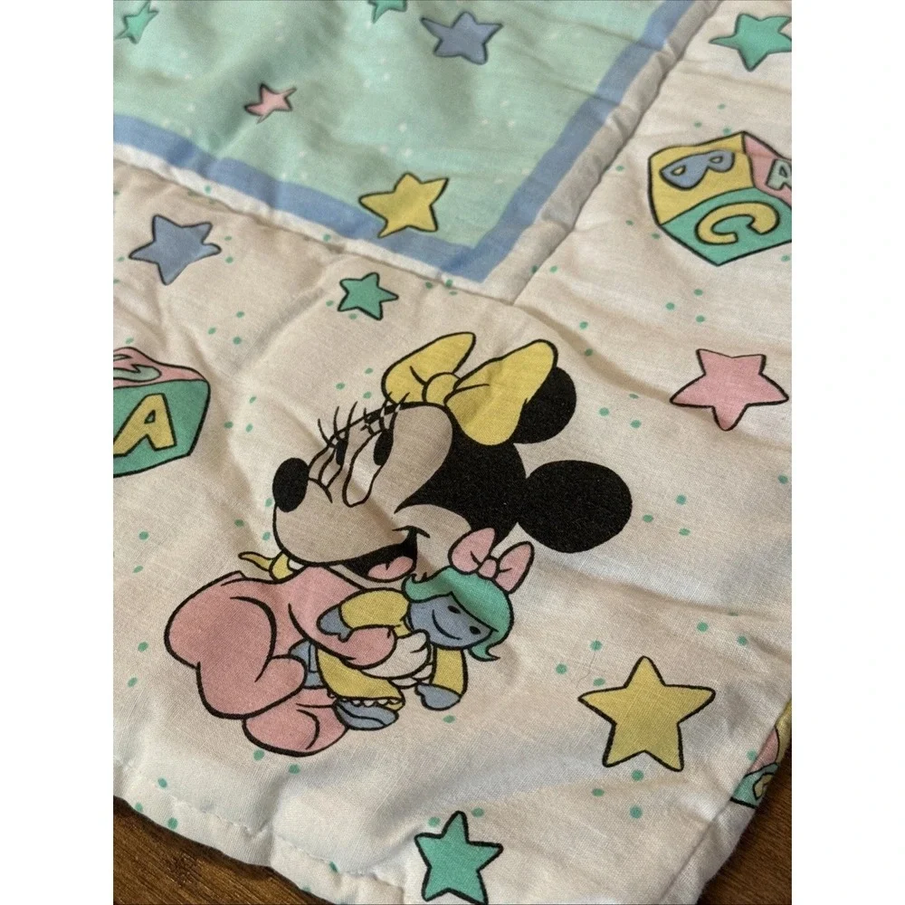 Vintage Disney Babies Mickey Minnie Donald Daisy Quilted Baby Blanket Dundee USA